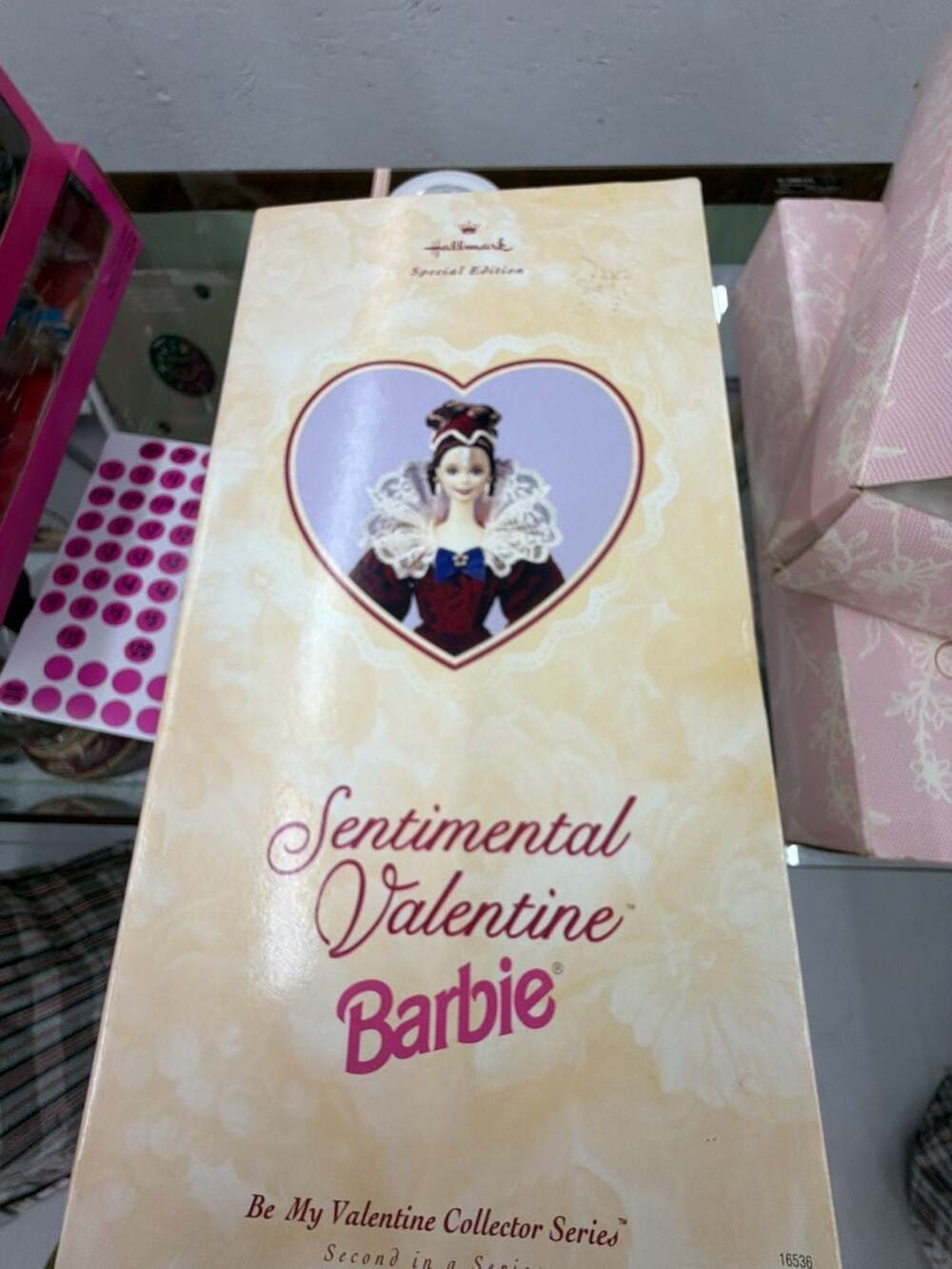 Hallmark Special Edition Sentimental Valentine Barbie Doll 1996